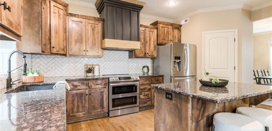 Homes for Sale in Liberty, MO 64068 | 1521  Duncan Drive