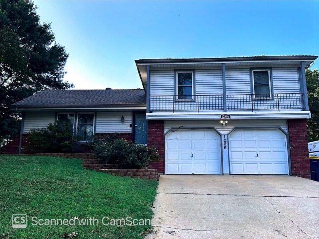 Homes for Sale in Kansas City, MO 64118 | 1206 NE 81st Terrace