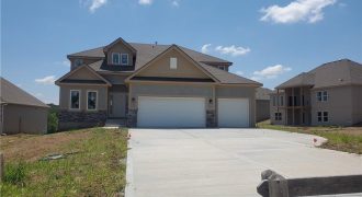 Homes for Sale in Kansas City, MO 64156 | 7005 NE 102nd Court