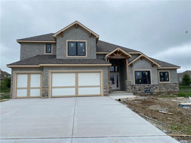 Homes for Sale in Kansas City, MO 64155 | 3010 NE 102nd Street