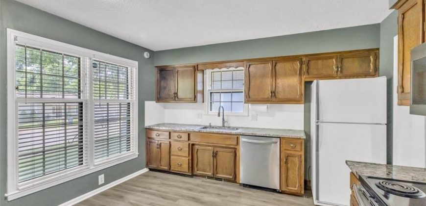 Homes for Sale in Liberty, MO 64068 | 1110  Canterbury Lane