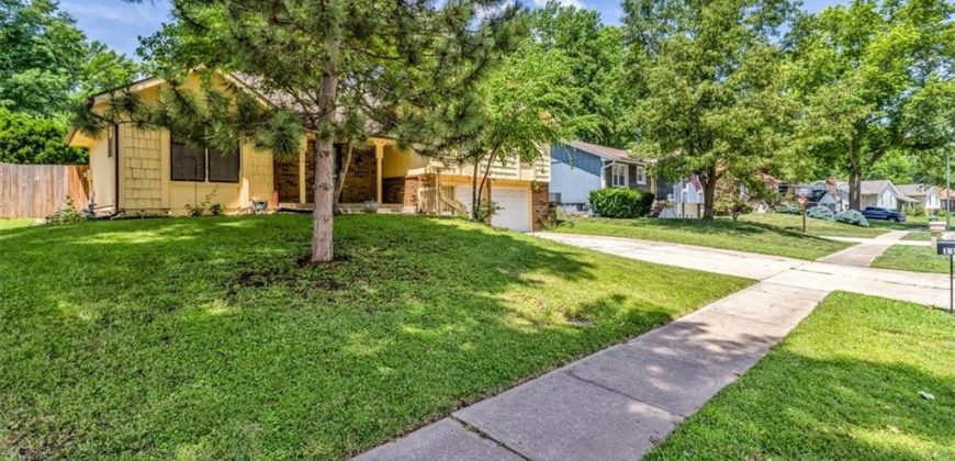 Homes for Sale in Liberty, MO 64068 | 1110  Canterbury Lane
