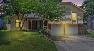 Homes for Sale in Liberty, MO 64068 | 1110  Canterbury Lane