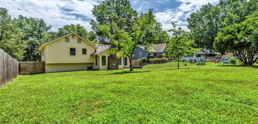 Homes for Sale in Liberty, MO 64068 | 1110  Canterbury Lane