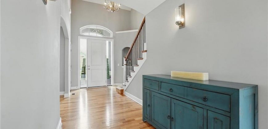 Homes for Sale in Parkville, MO 64152 | 14445  Thousand Oaks Place