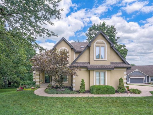 Homes for Sale in Kansas City, MO 64154 | 4709 NW 87th Street