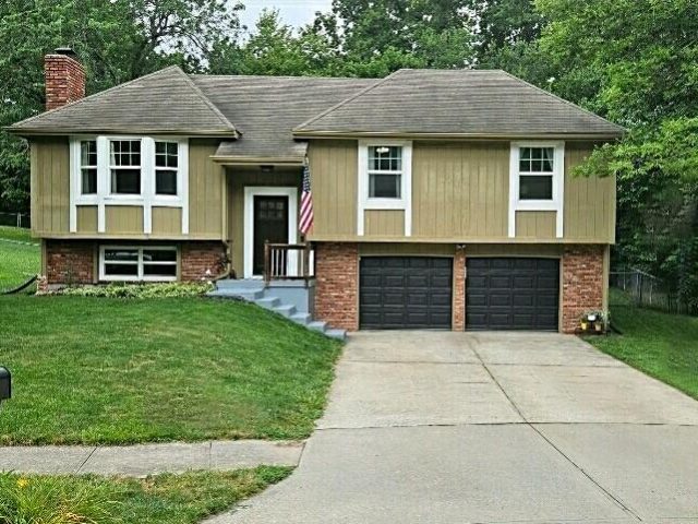 Homes for Sale in Kansas City, MO 64079 | 7920 NW 85th Terrace