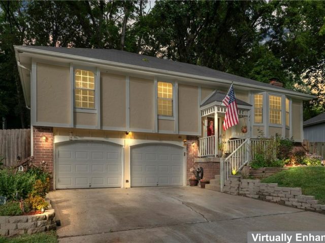 Homes for Sale in Kansas City, MO 64152 | 10608 NW 58th Terrace