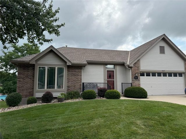 Homes for Sale in Kansas City, MO 64154 | 8604 N Chatham Circle