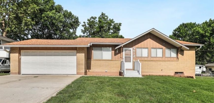 Homes for Sale in Kansas City, MO 64155 | 9012 N Oak Trafficway