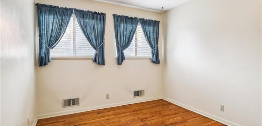 Homes for Sale in Kansas City, MO 64155 | 9012 N Oak Trafficway