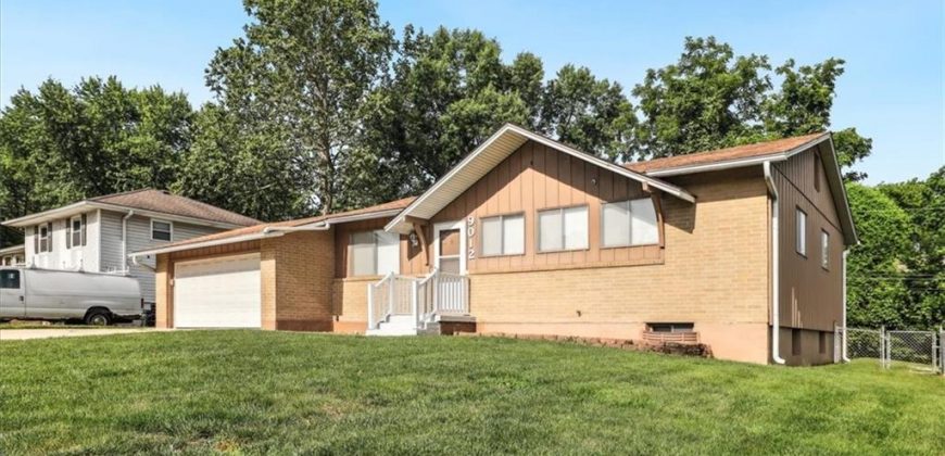 Homes for Sale in Kansas City, MO 64155 | 9012 N Oak Trafficway