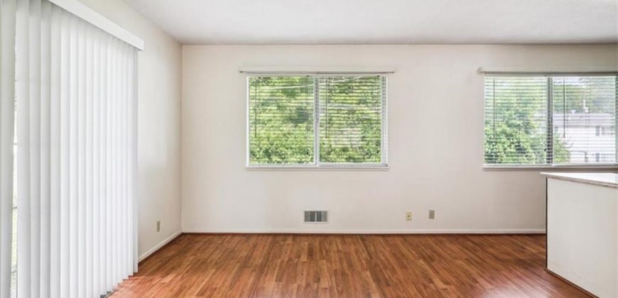 Homes for Sale in Kansas City, MO 64155 | 9012 N Oak Trafficway