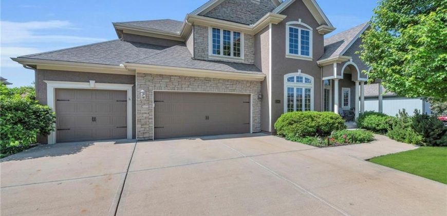 Homes for Sale in Kansas City, MO 64155 | 2301 NE 110th Street