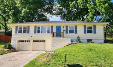 Homes for Sale in Kansas City, MO 64119 | 3218 NE 47th Street