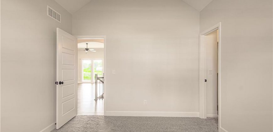 Homes for Sale in Kansas City, MO 64157 | 9810 N Laurel Avenue