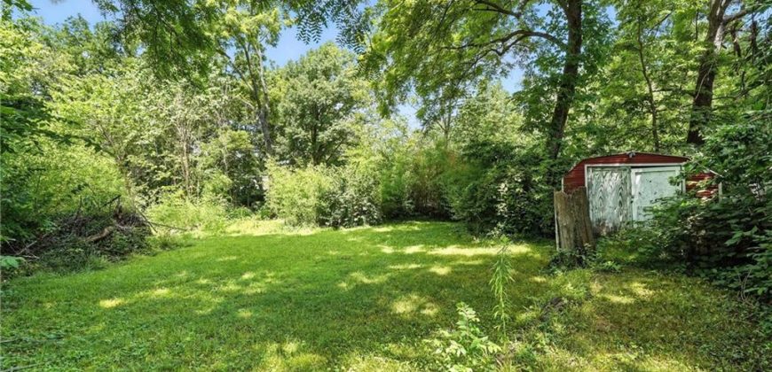 Homes for Sale in Liberty, MO 64068 | 216 S MISSOURI Street
