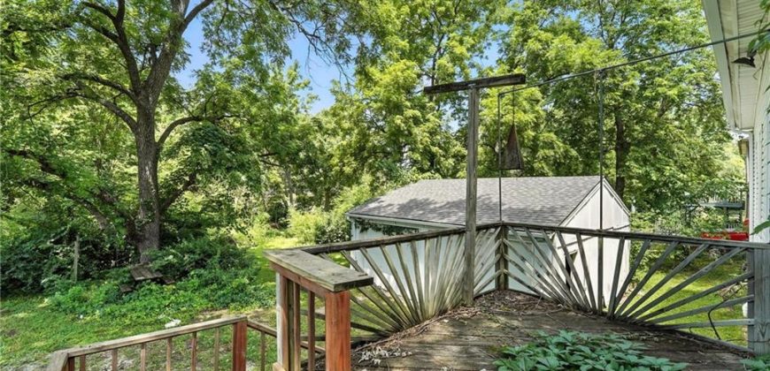 Homes for Sale in Liberty, MO 64068 | 216 S MISSOURI Street