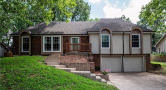 Homes for Sale in Kansas City, MO 64151 | 8005 N London Drive