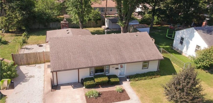 Homes for Sale in Gladstone, MO 64118 | 1305 NE 67th Place