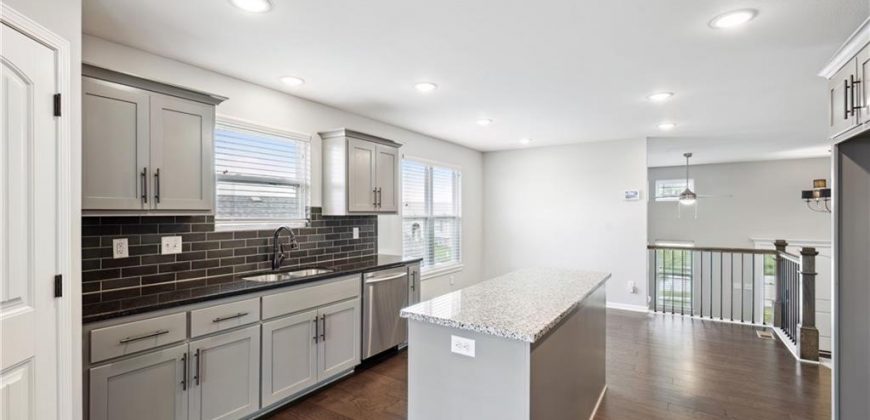 Homes for Sale in Kansas City, MO 64157 | 11704 N LAUREL Avenue