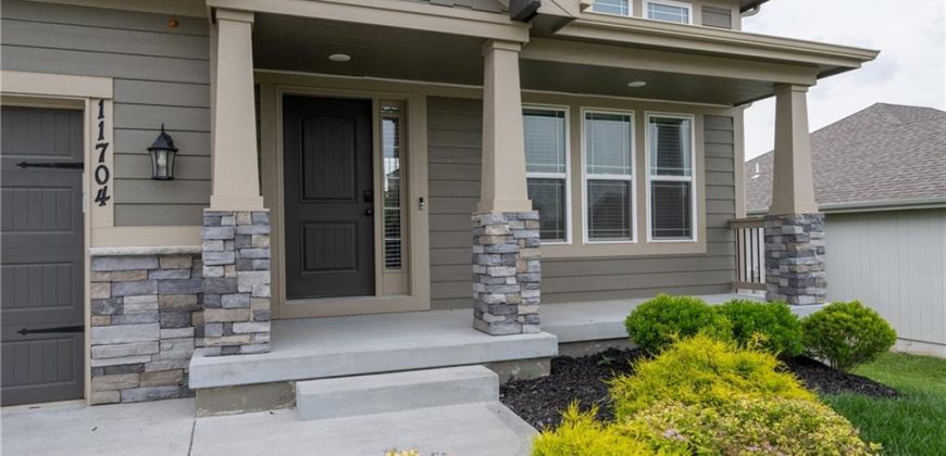 Homes for Sale in Kansas City, MO 64157 | 11704 N LAUREL Avenue