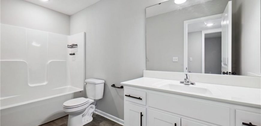 Homes for Sale in Kansas City, MO 64157 | 11704 N LAUREL Avenue