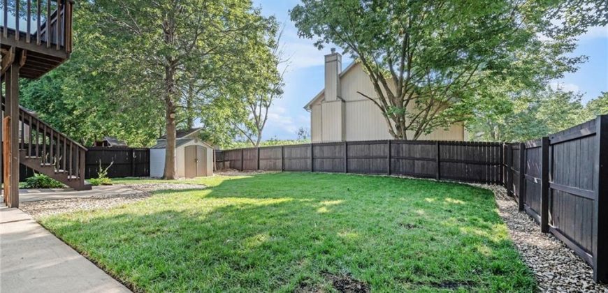 Homes for Sale in Smithville, MO 64089 | 13301  Forest Oaks Drive