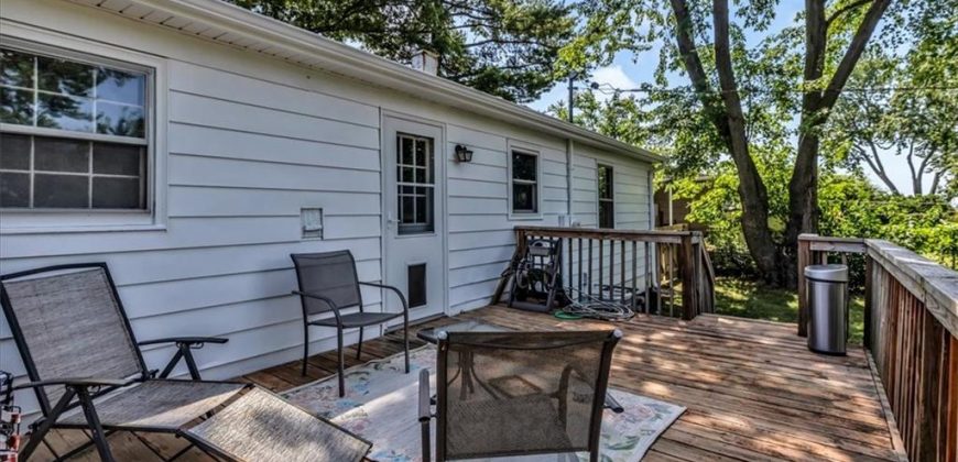 Homes for Sale in Gladstone, MO 64118 | 2409 NE 63rd Place
