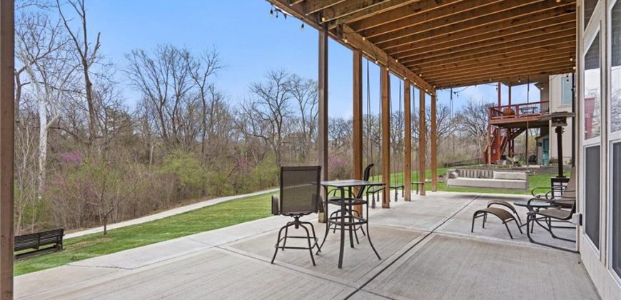 Homes for Sale in Parkville, MO 64152 | 7295 NW Forest Lakes Drive