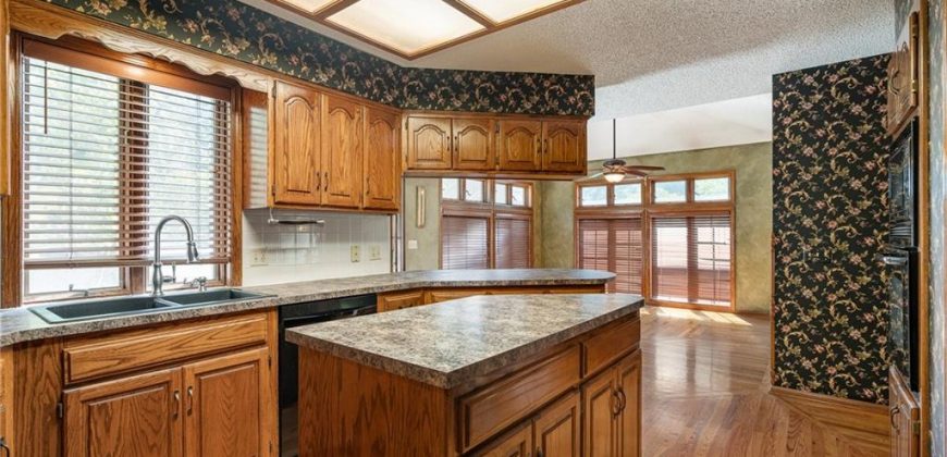 Homes for Sale in Kearney, MO 64060 | 1001 S Jefferson Street