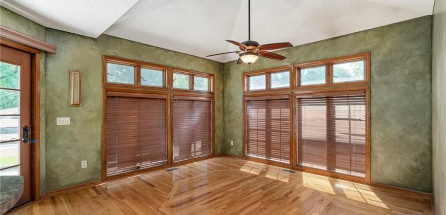 Homes for Sale in Kearney, MO 64060 | 1001 S Jefferson Street