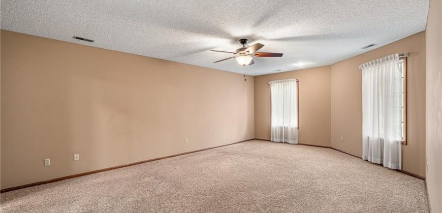 Homes for Sale in Kearney, MO 64060 | 1001 S Jefferson Street