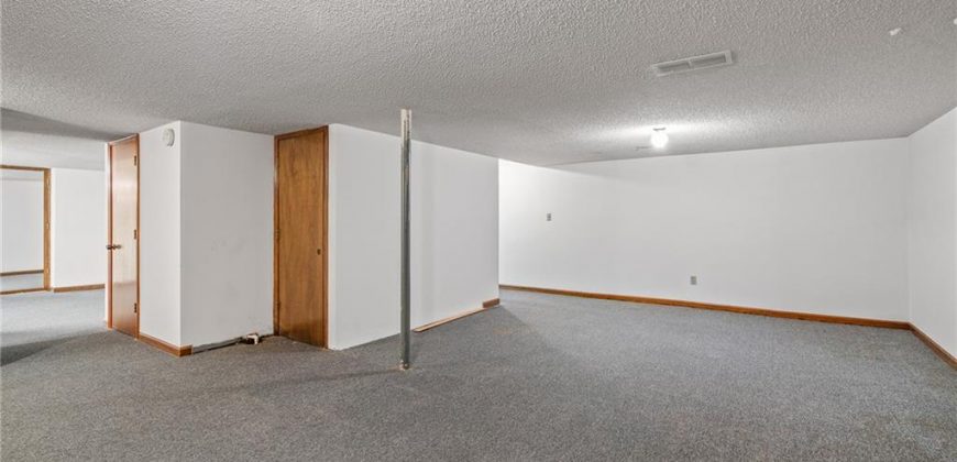 Homes for Sale in Kearney, MO 64060 | 1001 S Jefferson Street