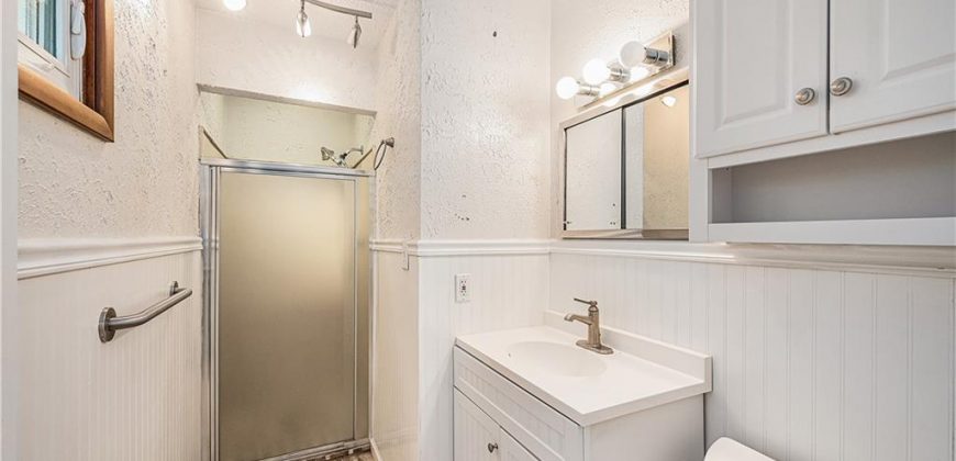 Homes for Sale in Kansas City, MO 64152 | 5919 N ADRIAN Terrace