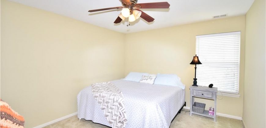 Homes for Sale in Liberty, MO 64068 | 925  Redwood Circle