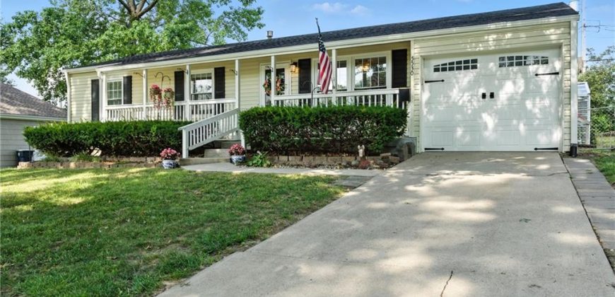 Homes for Sale in Kansas City, MO 64118 | 5530 N Flora Avenue