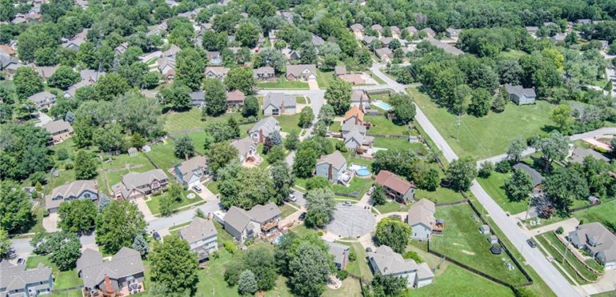 Homes for Sale in Kansas City, MO 64151 | 4427 NW 64th Terrace