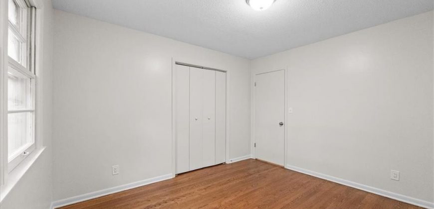 Homes for Sale in Dearborn, MO 64439 | 104 N June Street