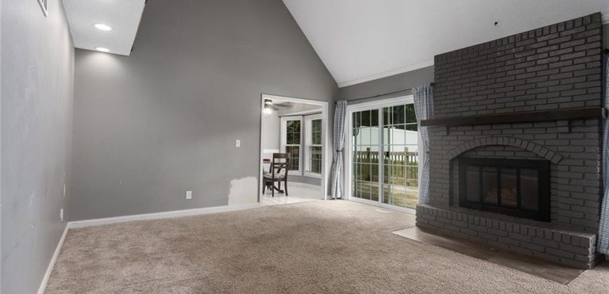 Homes for Sale in Kansas City, MO 64118 | 6744 N Park Avenue