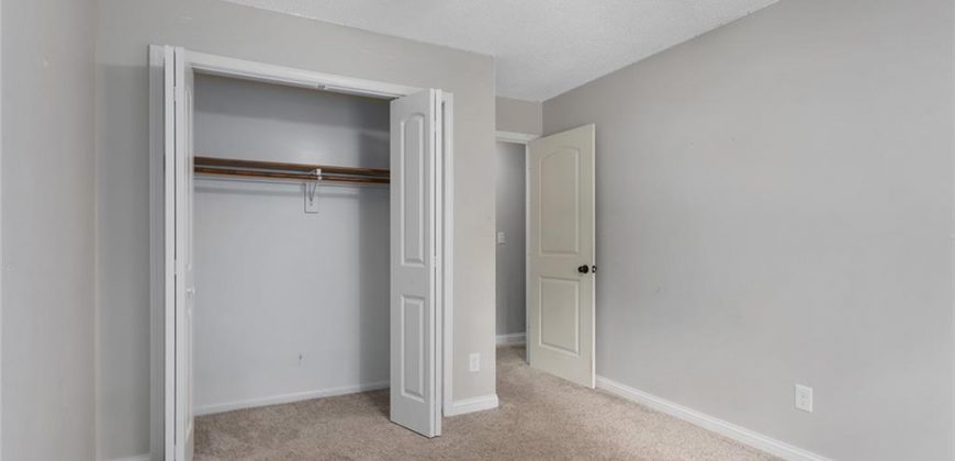 Homes for Sale in Kansas City, MO 64118 | 6744 N Park Avenue
