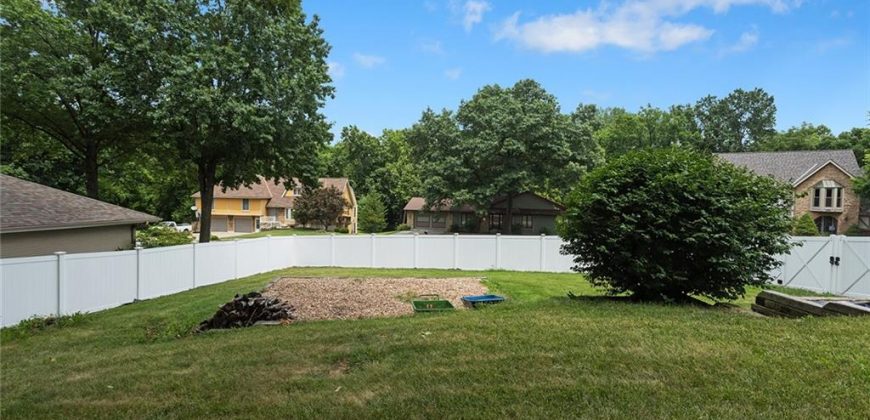 Homes for Sale in Kansas City, MO 64118 | 6744 N Park Avenue