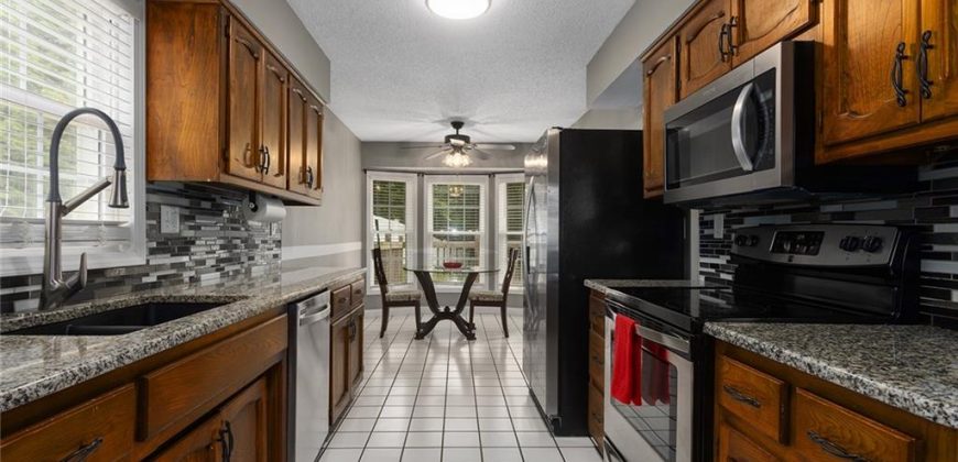 Homes for Sale in Kansas City, MO 64118 | 6744 N Park Avenue