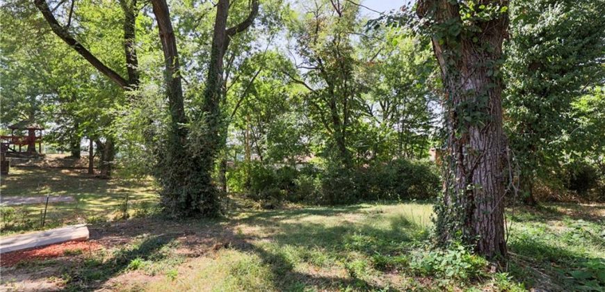 Homes for Sale in Kansas City, MO 64119 | 4814 N White Avenue