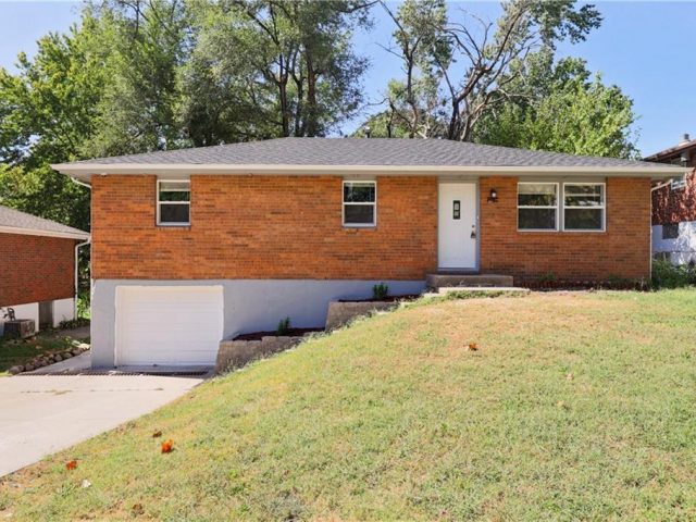 Homes for Sale in Kansas City, MO 64119 | 4814 N White Avenue