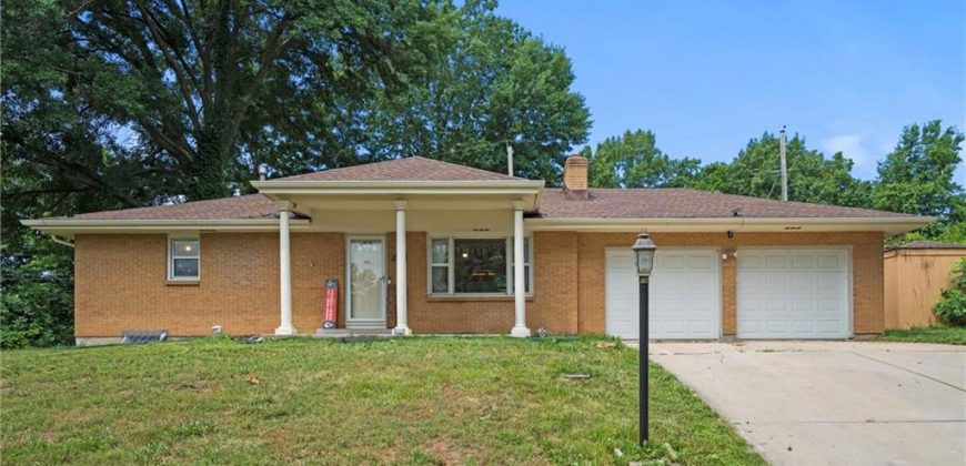 Homes for Sale in Kansas City, MO 64118 | 6738 N Madison Avenue