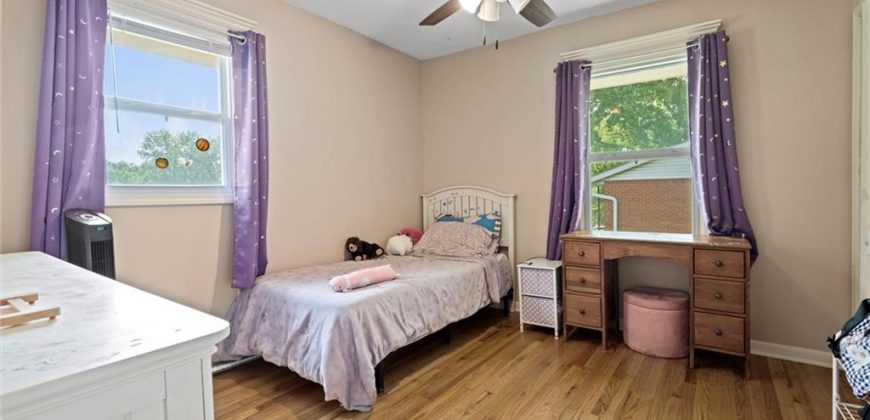 Homes for Sale in Kansas City, MO 64118 | 6738 N Madison Avenue