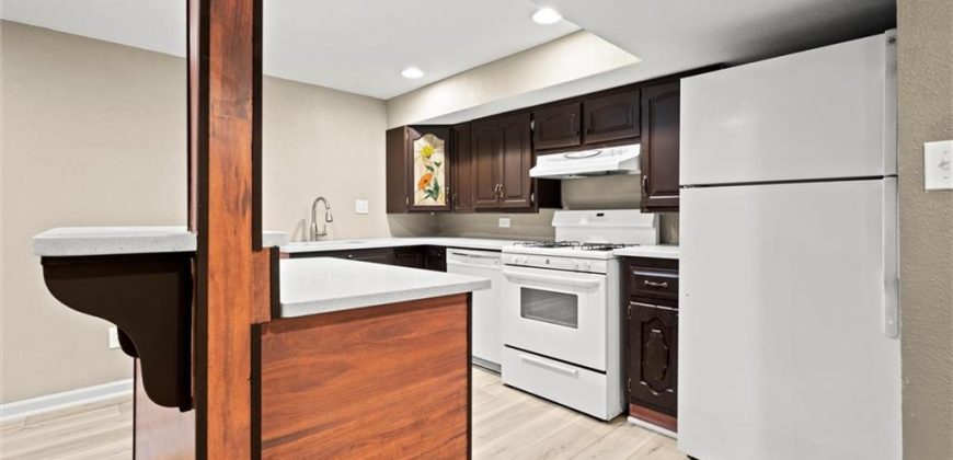 Homes for Sale in Kansas City, MO 64118 | 6738 N Madison Avenue