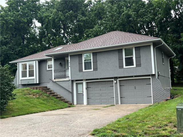 Homes for Sale in Gladstone, MO 64118 | 1414 NE 69th Terrace