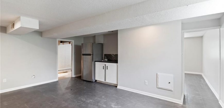 Homes for Sale in Kansas City, MO 64152 | 6511  Valley View Street